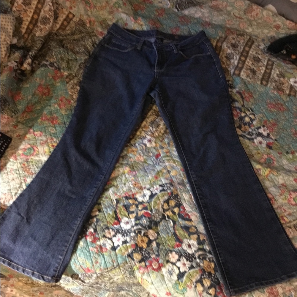 Jeans - Picture 5 of 5